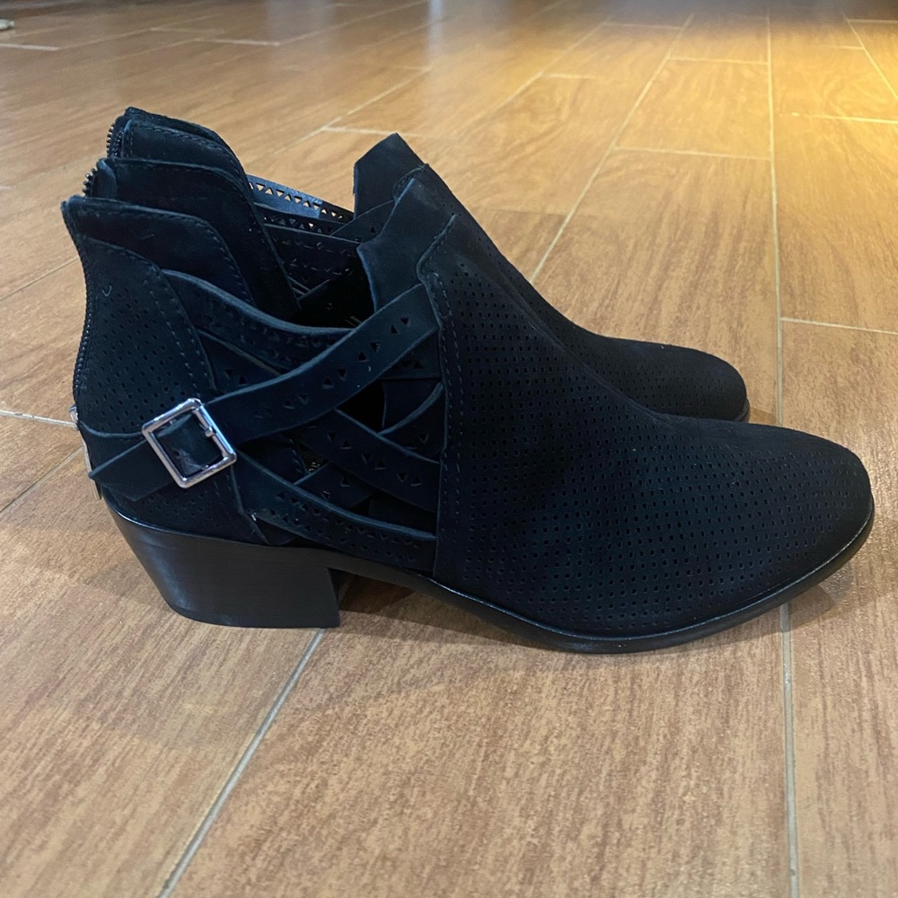 Brand new Vince Camuto
